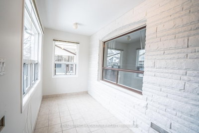 393 Milverton Toronto,ON M4J 1W1 — Photo 12