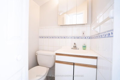 393 Milverton Toronto,ON M4J 1W1 — Photo 6