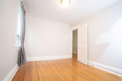 393 Milverton Toronto,ON M4J 1W1 — Photo 8