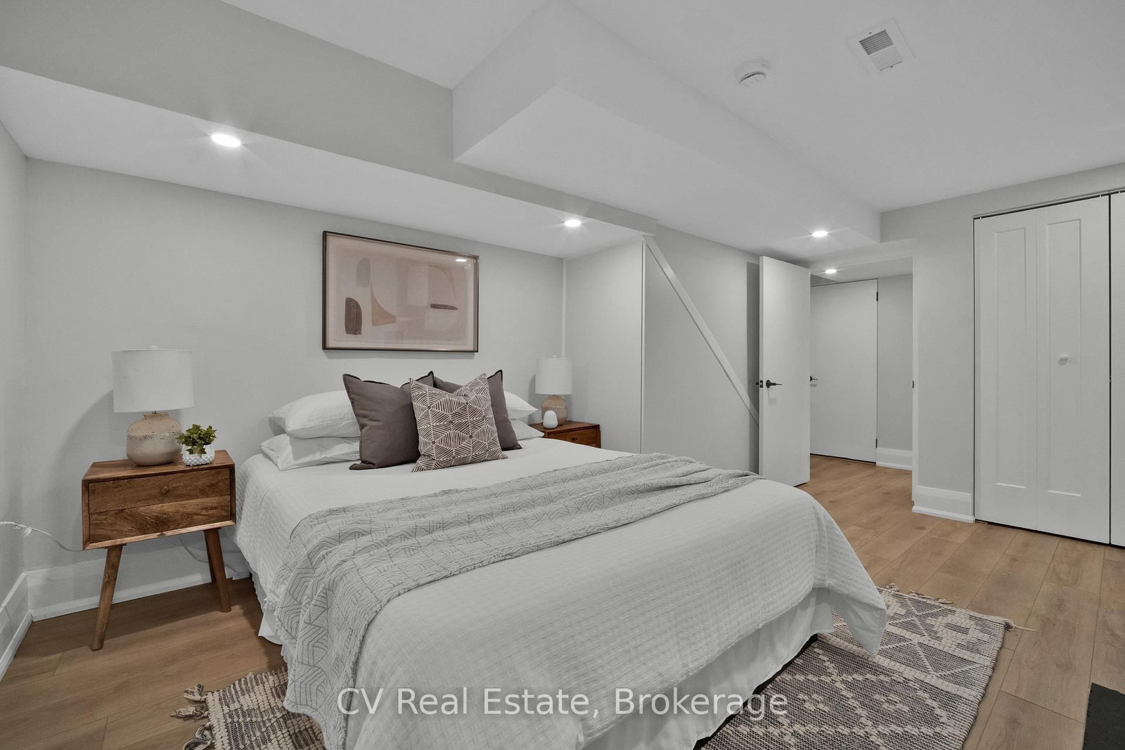 72 Hamilton Street • Toronto, ON photo 22