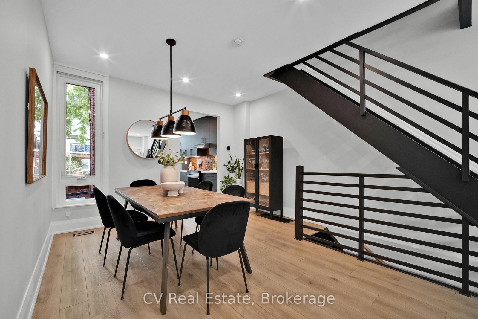 72 Hamilton Street • Toronto, ON photo 5