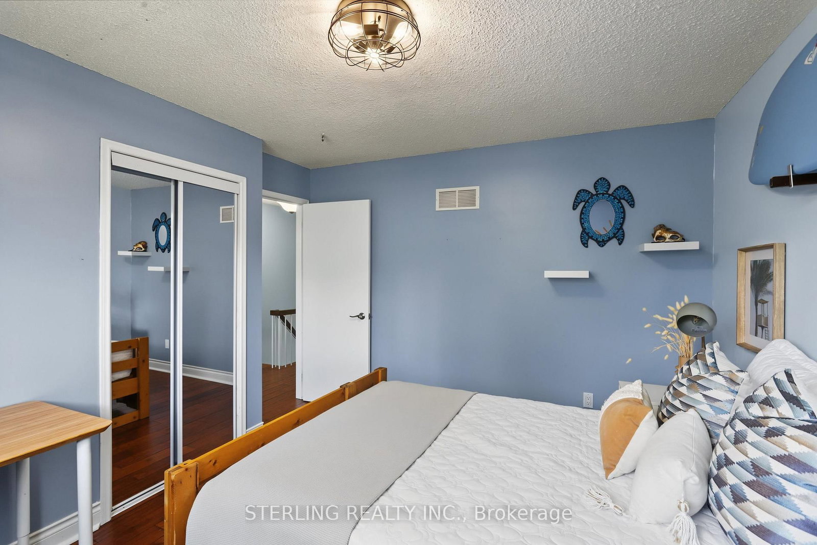 336 Gothic Court • Oshawa, ON photo 15
