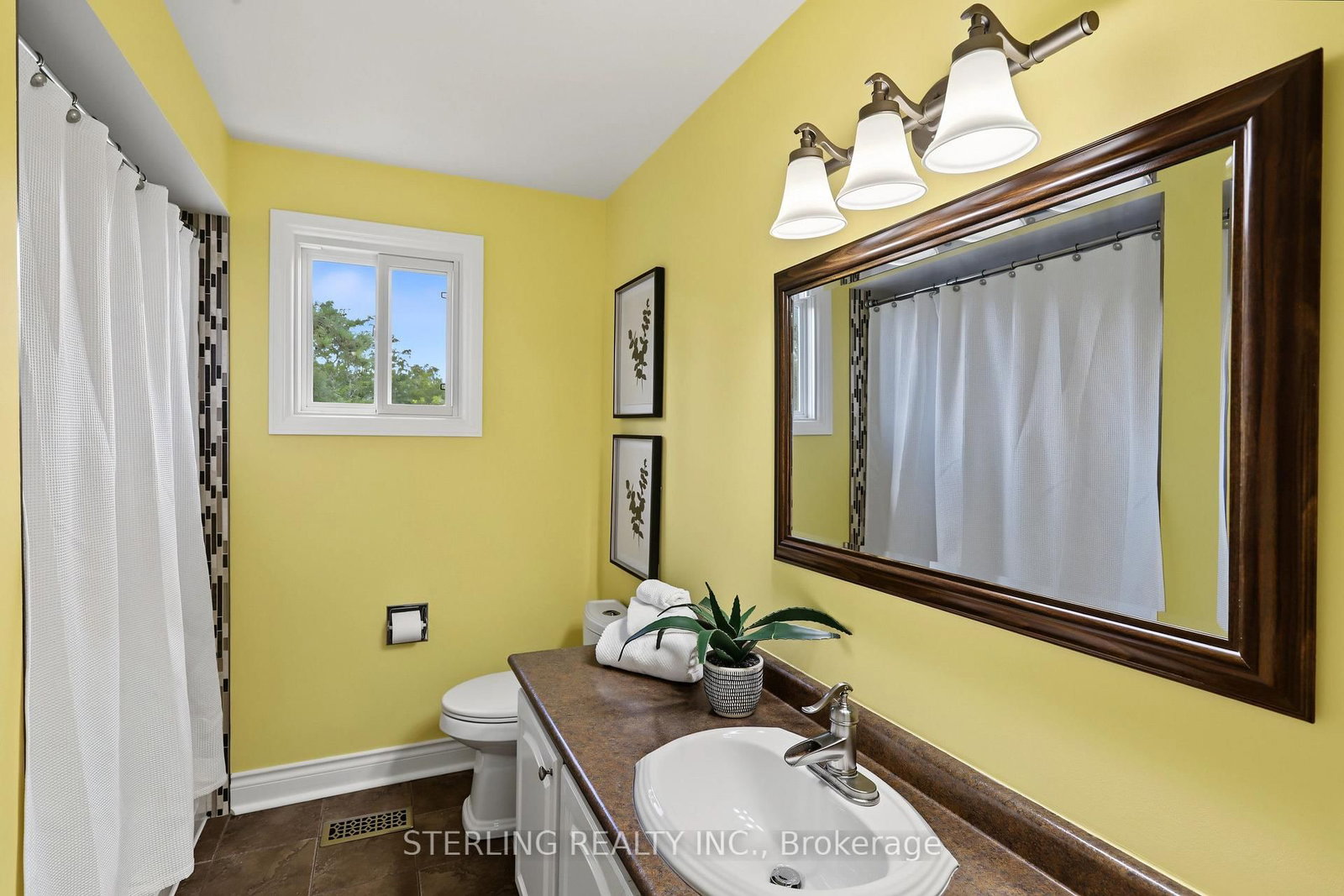 336 Gothic Court • Oshawa, ON photo 20