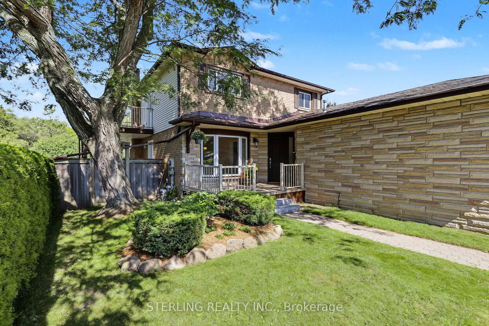 336 Gothic Court • Oshawa, ON photo 40