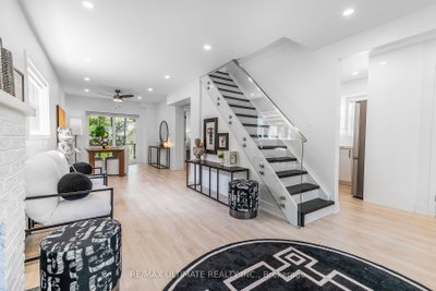 Detached House for lease at Main-54 Huntington Avenue, Toronto, Ontario, M1K 4L1 - Kennedy Park - MLS: E13755118