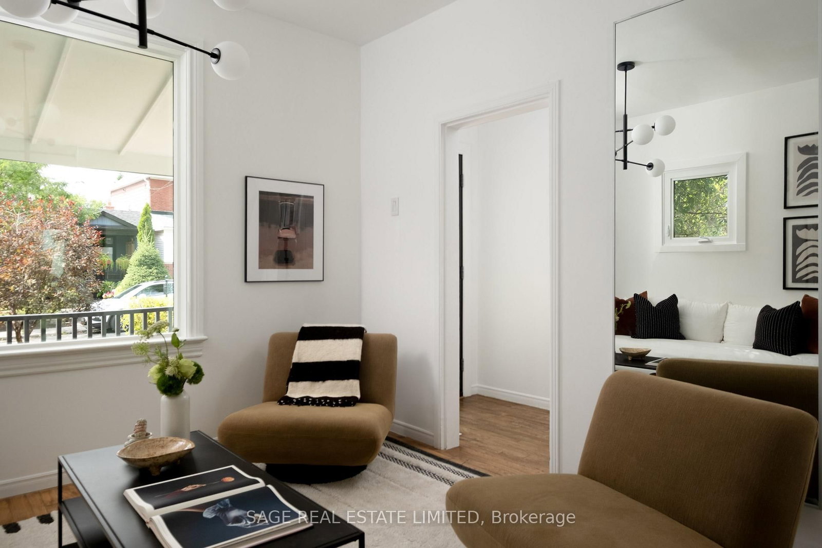 29 Bushell Avenue • Toronto, ON photo 5