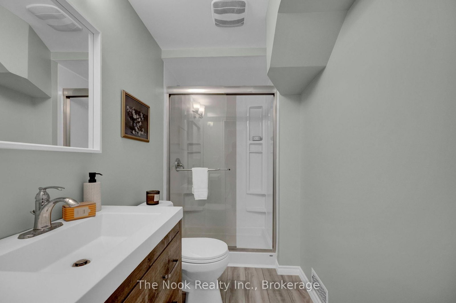 81 Colville Avenue S • Clarington, ON photo 33
