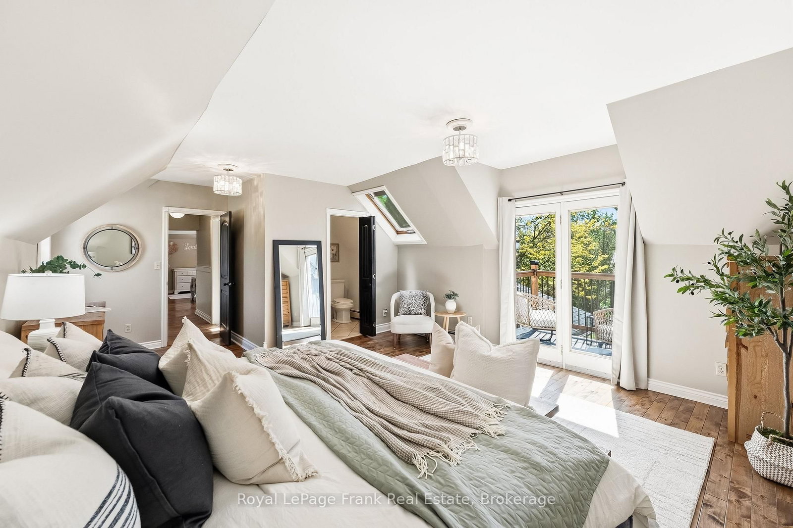 182 River Street • Scugog, ON photo 15