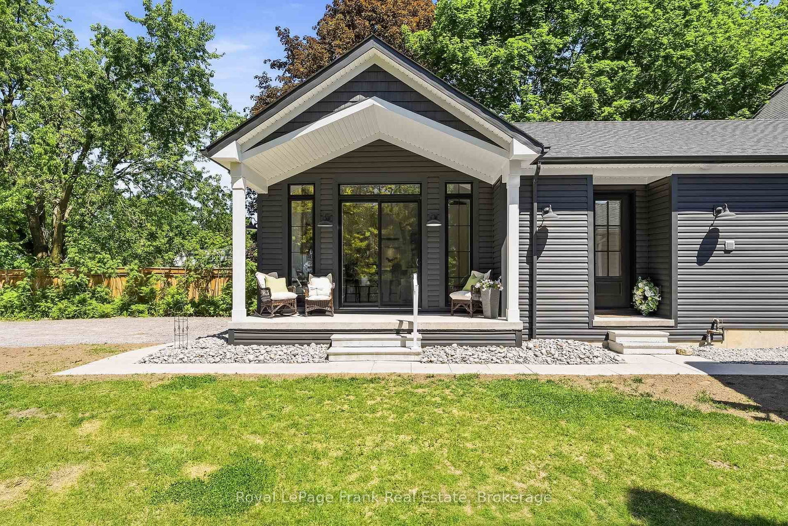 182 River Street • Scugog, ON photo 21