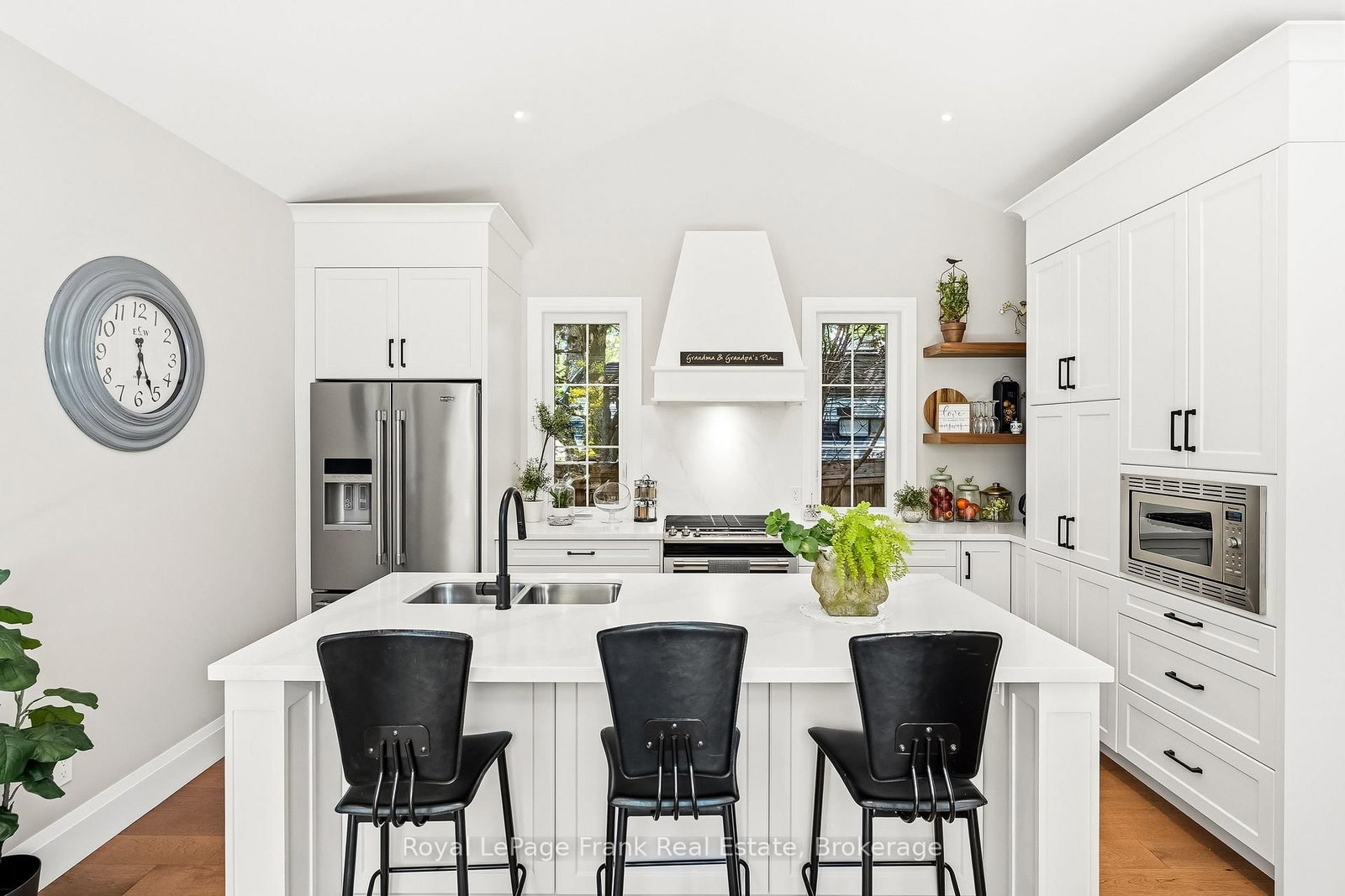 182 River Street • Scugog, ON photo 25