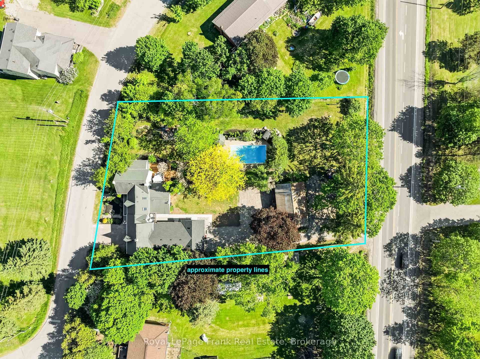 182 River Street • Scugog, ON photo 3