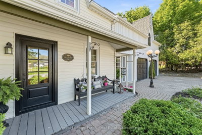 182 River Street • Scugog, ON photo 5