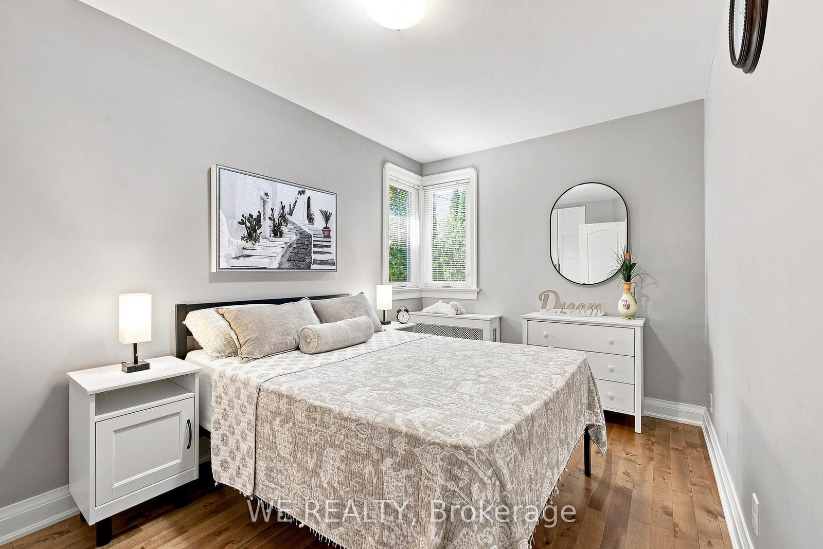 12 Fairside Avenue • Toronto, ON photo 16
