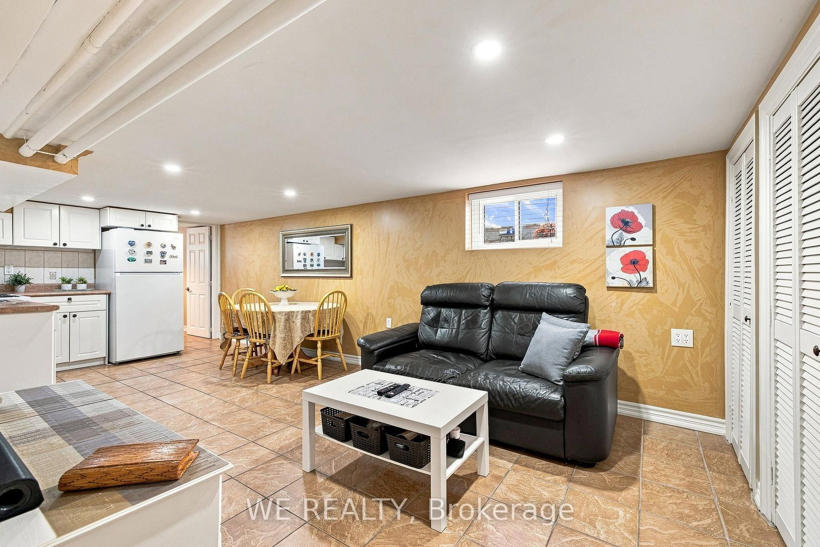 12 Fairside Avenue • Toronto, ON photo 22
