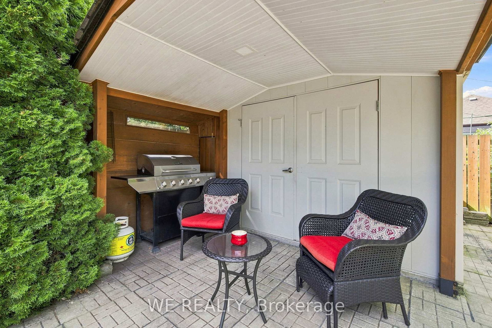 12 Fairside Avenue • Toronto, ON photo 35