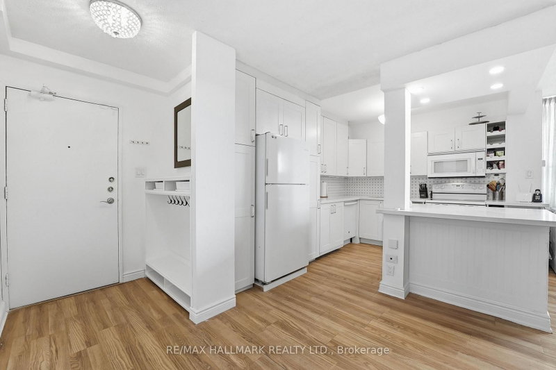 503 - 180 Markham Road