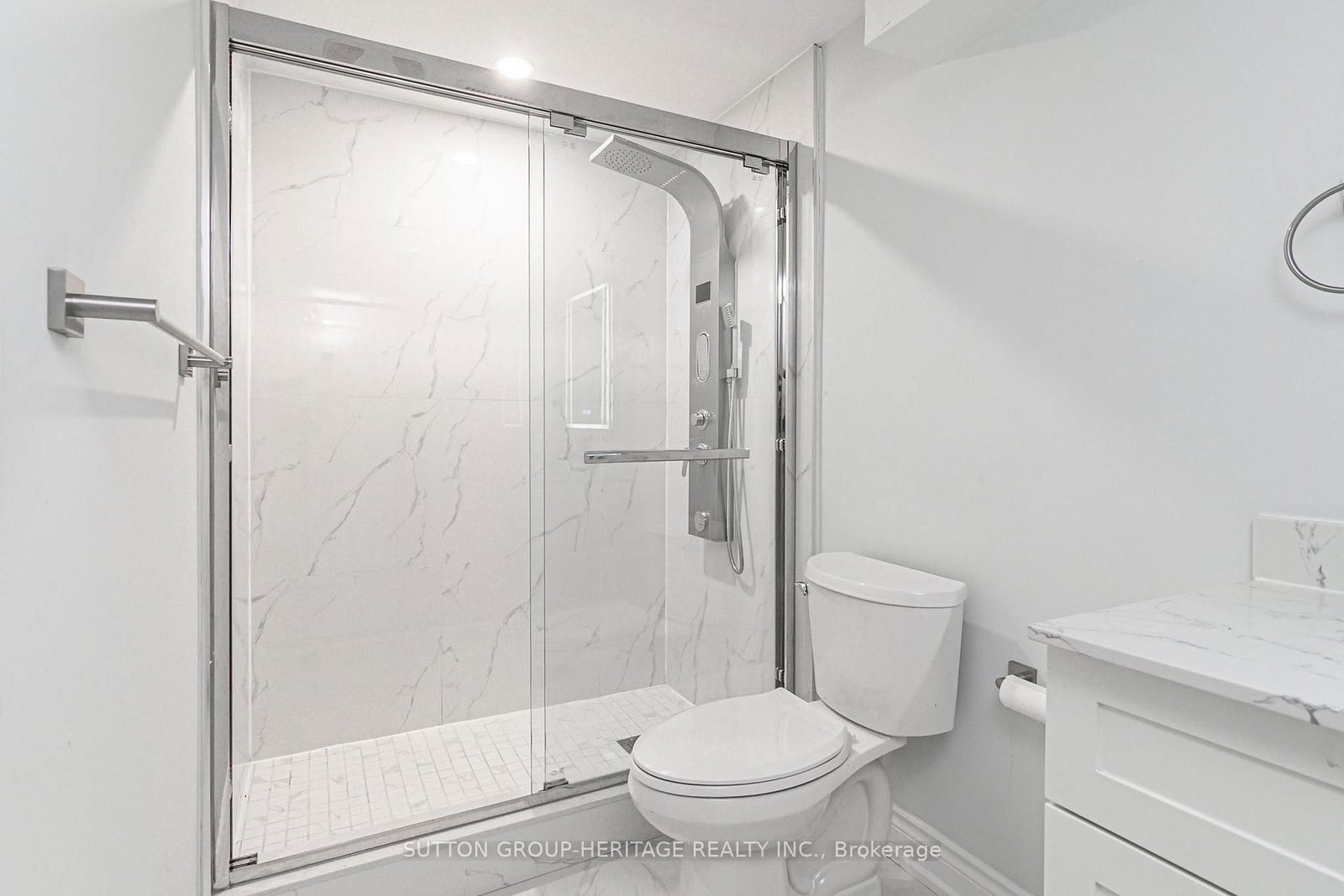 BSMT-125 Harkness Dr, Whitby, view 18