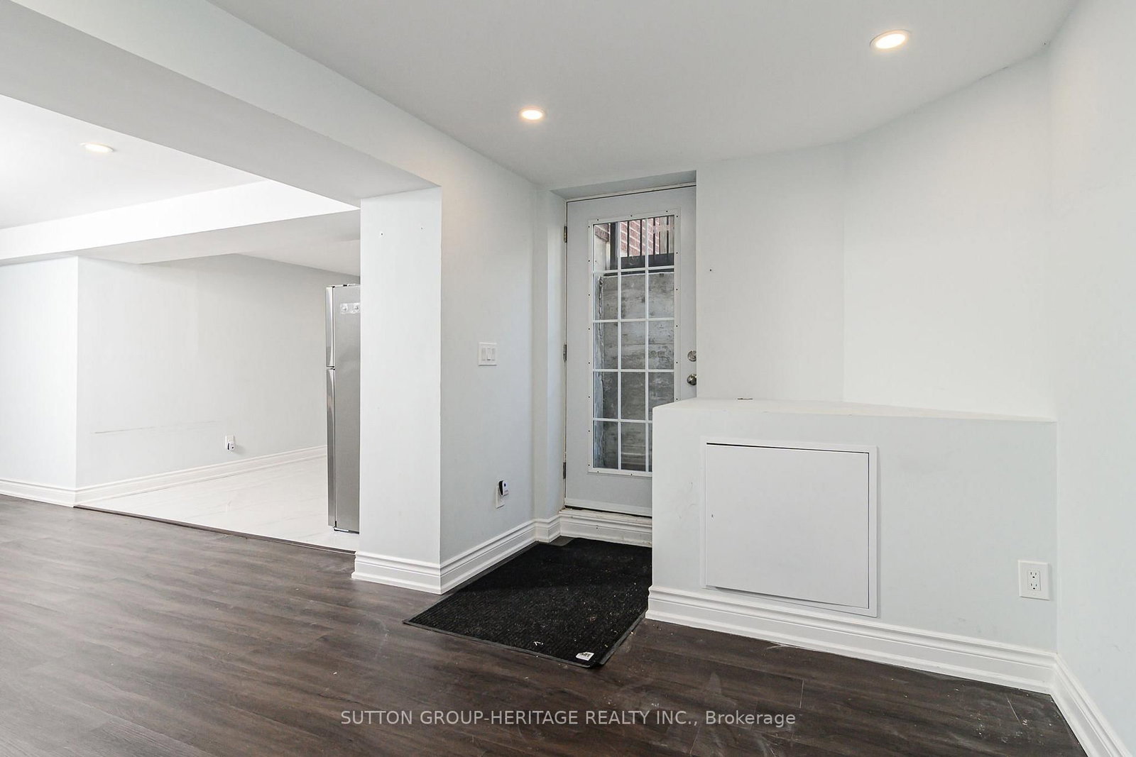 BSMT-125 Harkness Dr, Whitby, view 6