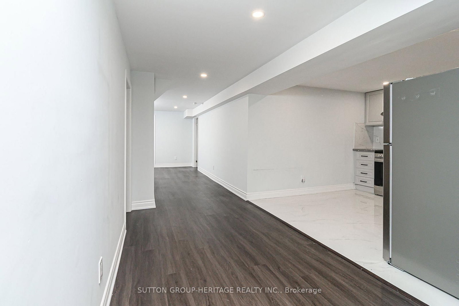 BSMT-125 Harkness Dr, Whitby, view 8