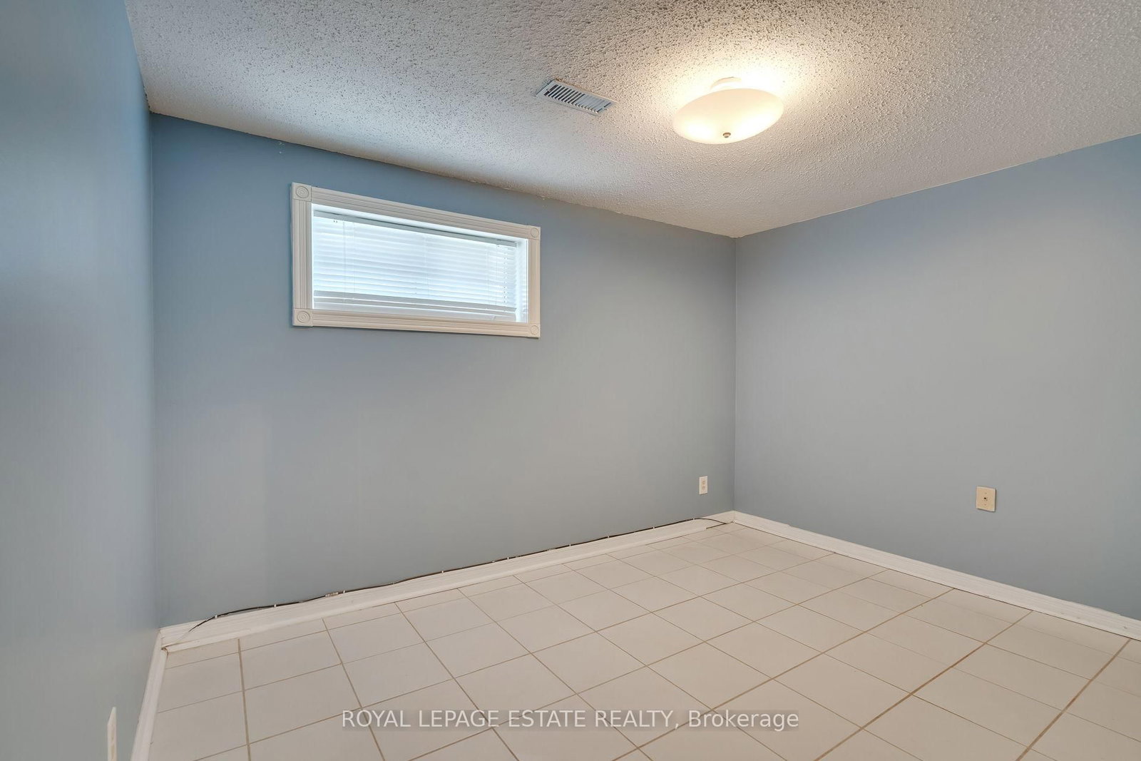 17 Altair Avenue • Toronto, ON photo 18