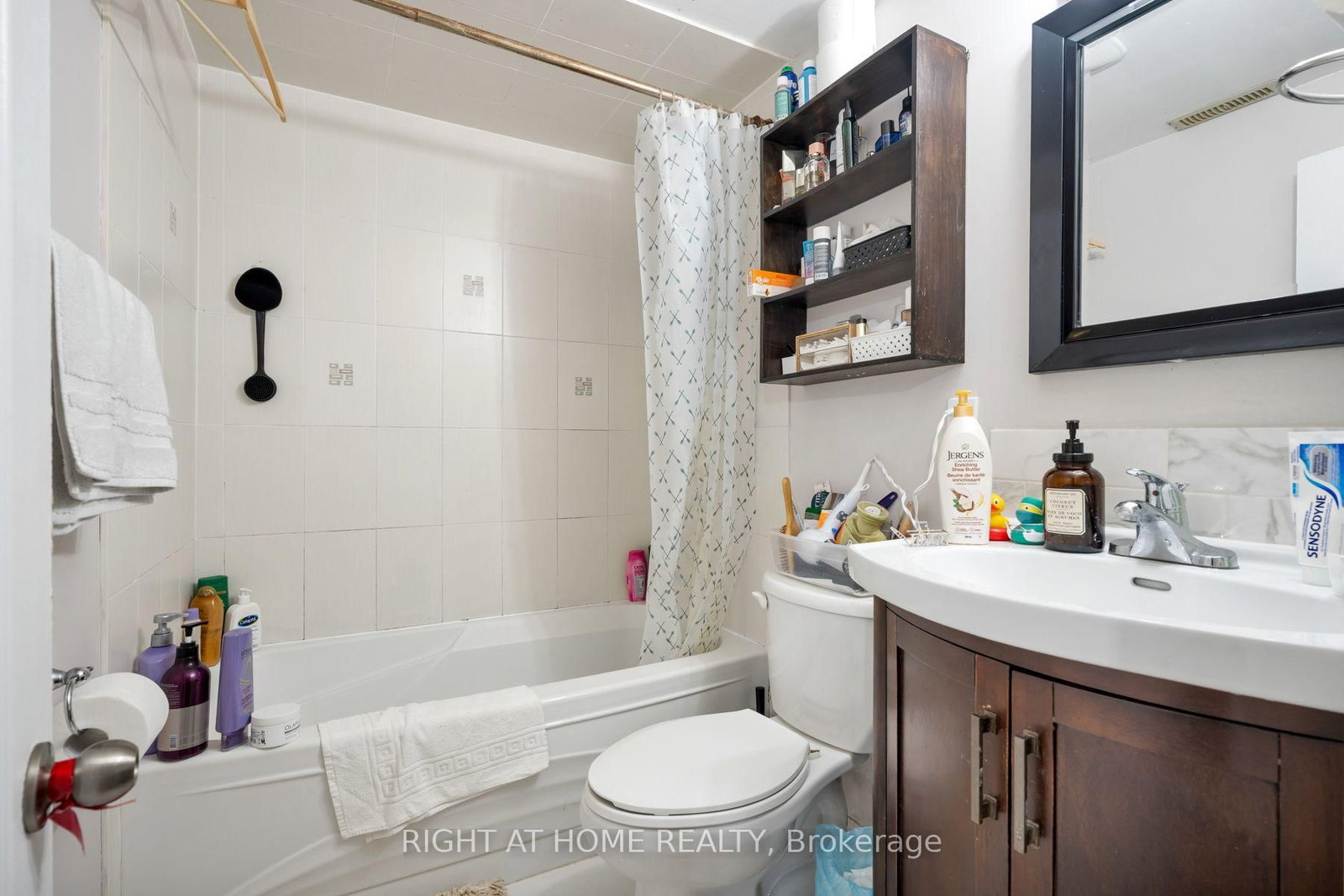 167 Goldhawk Trail • Toronto, ON photo 35