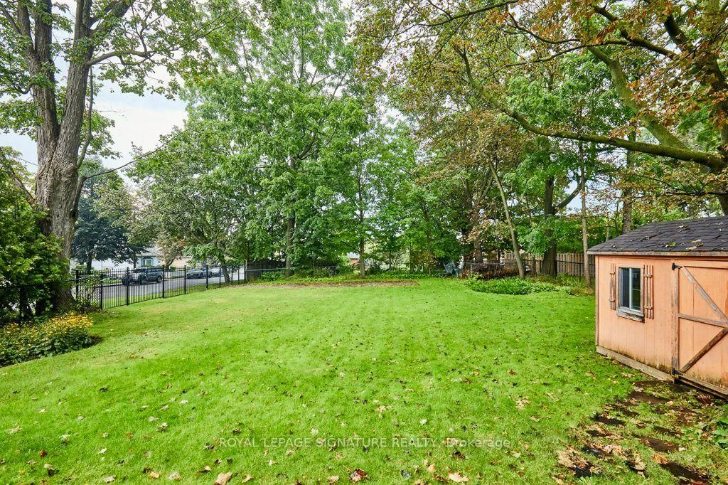 311 Byron Street N • Whitby, ON photo 28