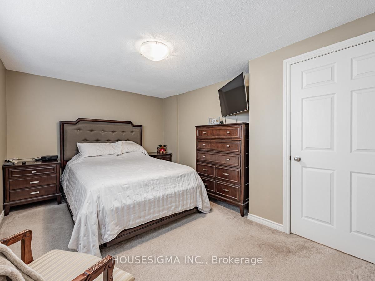 1379 Orlando Court • Oshawa, ON photo 28
