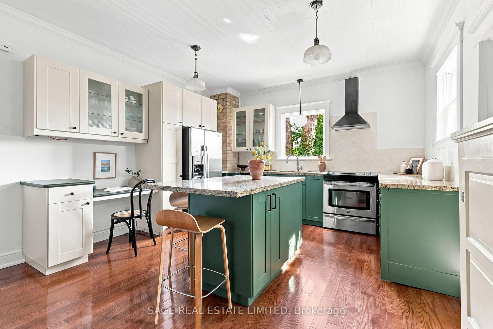 81 Woodfield Road • Toronto, ON photo 11
