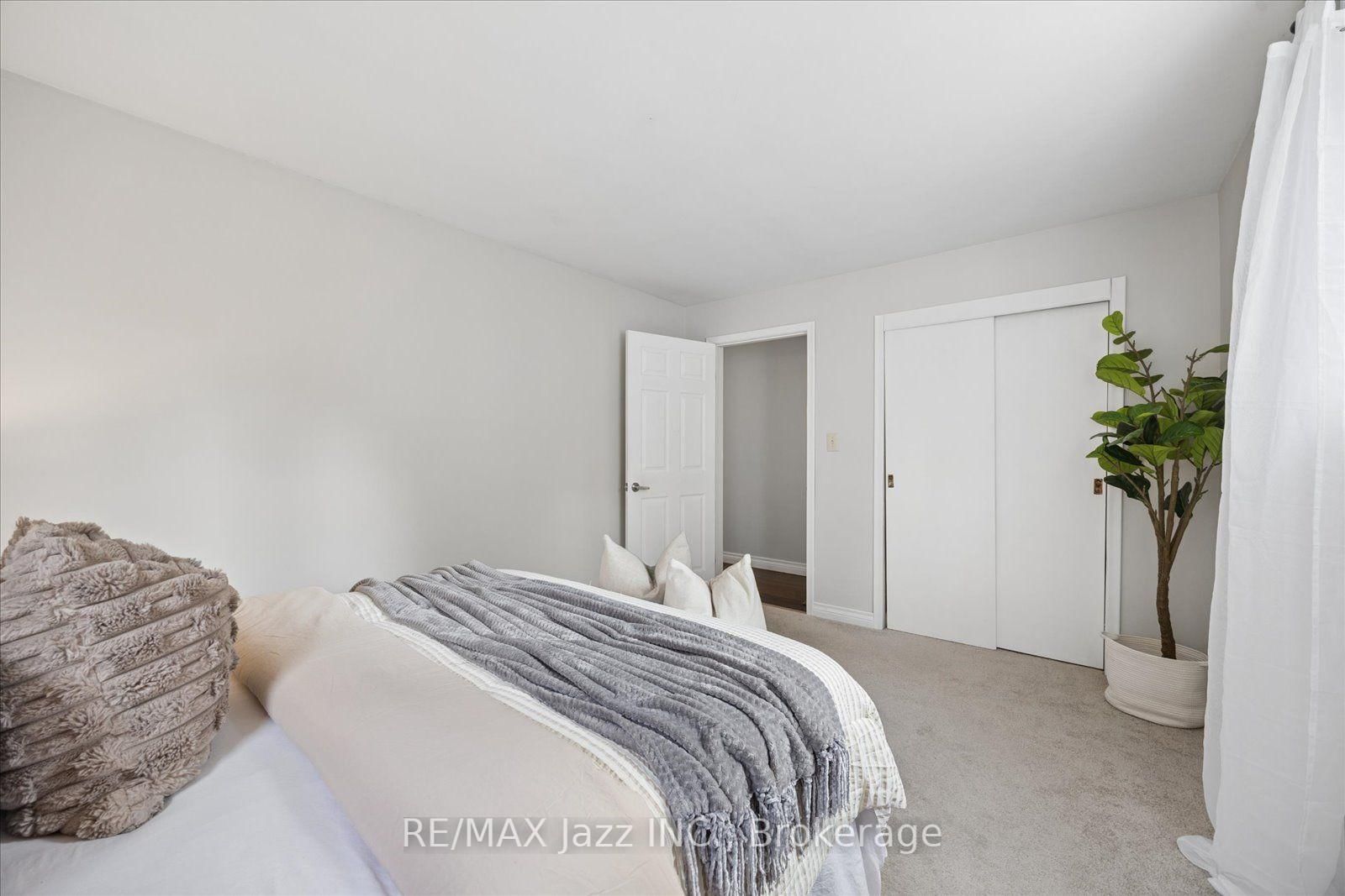 364 King Street E • Clarington, ON photo 13