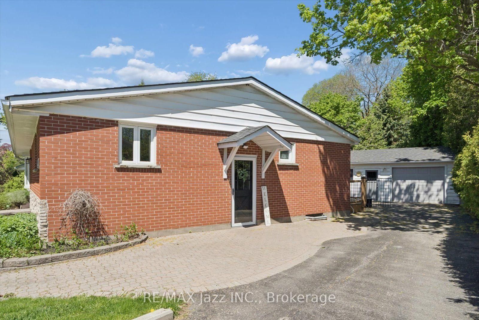 364 King Street E • Clarington, ON photo 4