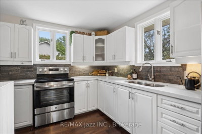 364 King Street E • Clarington, ON photo 5