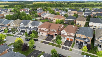 1775 Finkle Drive • Oshawa, ON photo 3