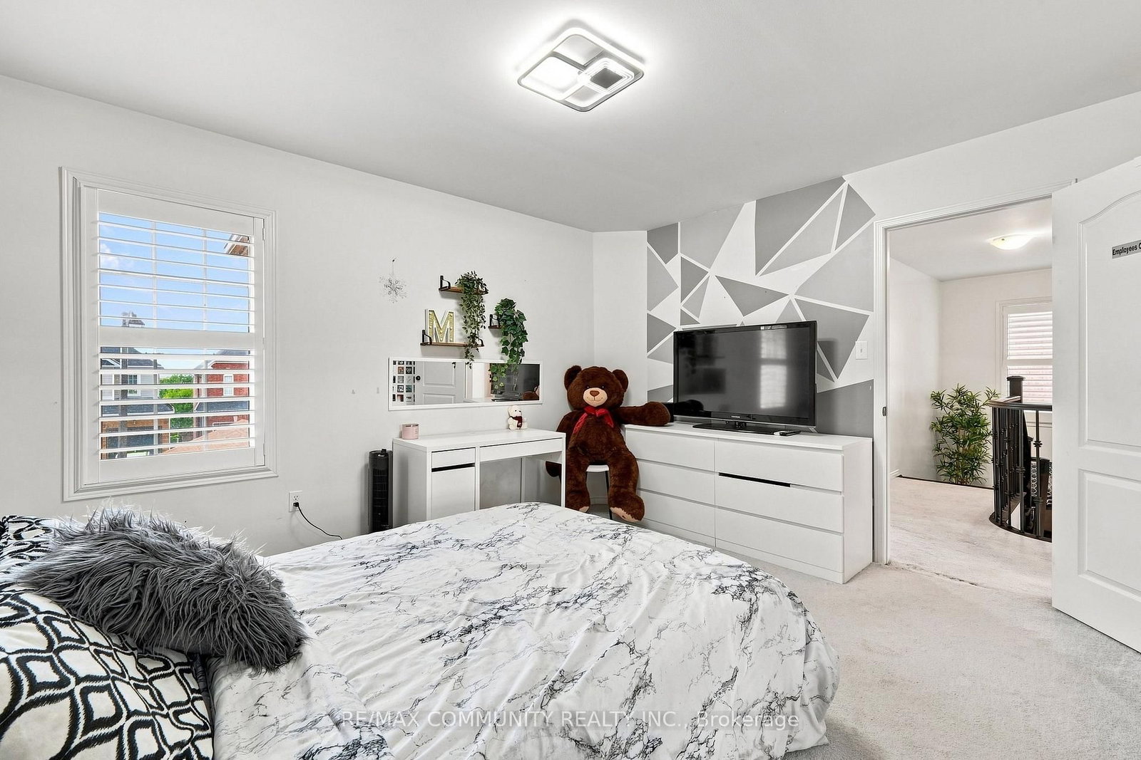 1775 Finkle Drive • Oshawa, ON photo 30