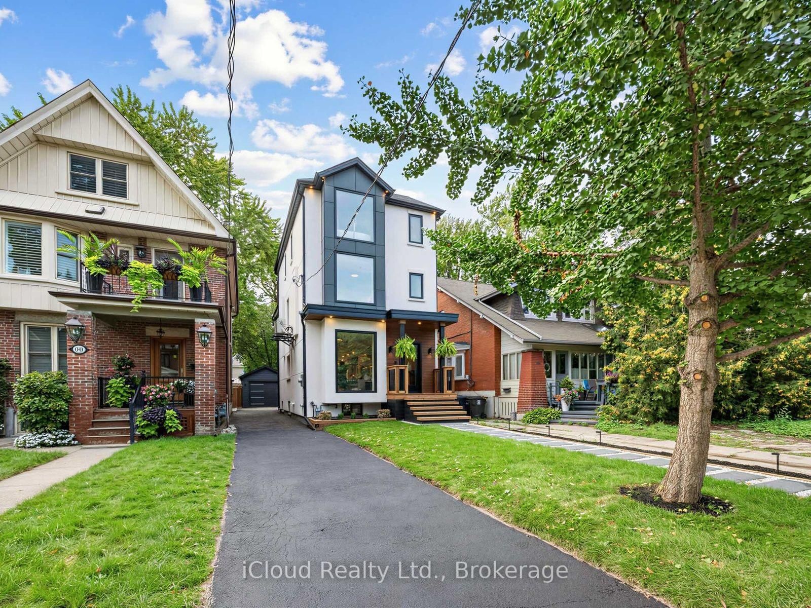 96 Woodycrest Avenue • Toronto, ON photo 2