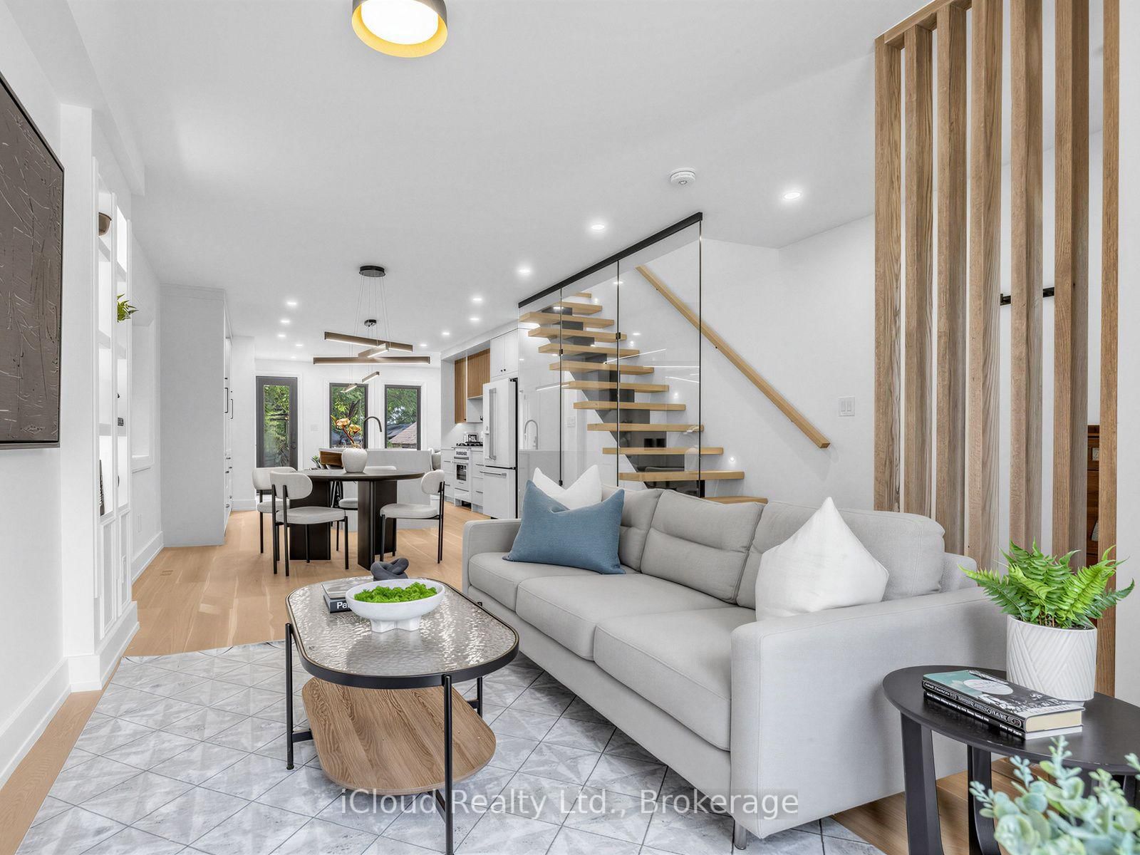 96 Woodycrest Avenue • Toronto, ON photo 6