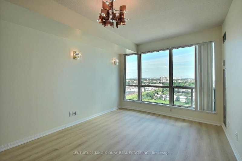1701 - 8 Lee Centre Drive