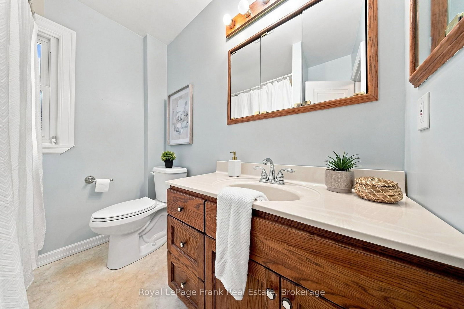 126 Lauder Road • Oshawa, ON photo 15