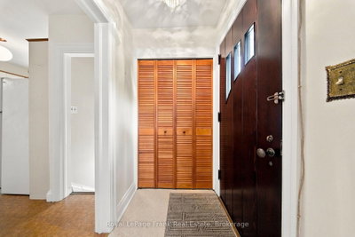 126 Lauder Road • Oshawa, ON photo 5