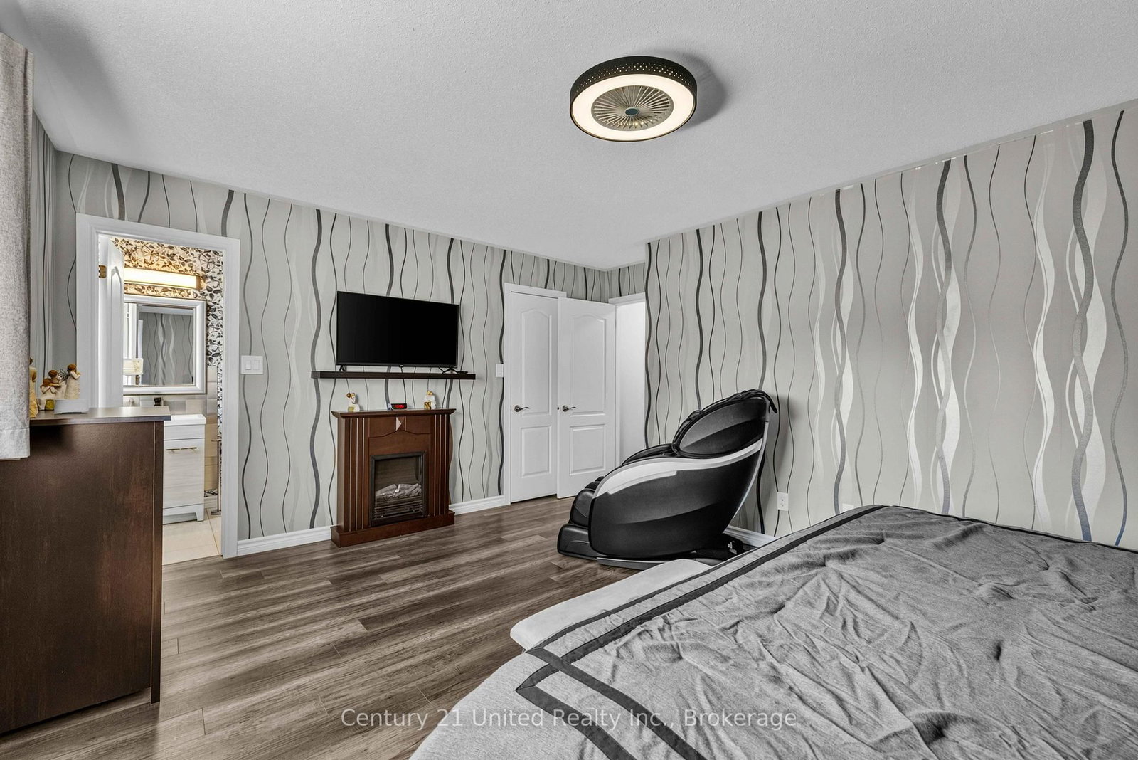 49 Waterview Lane • Clarington, ON photo 14