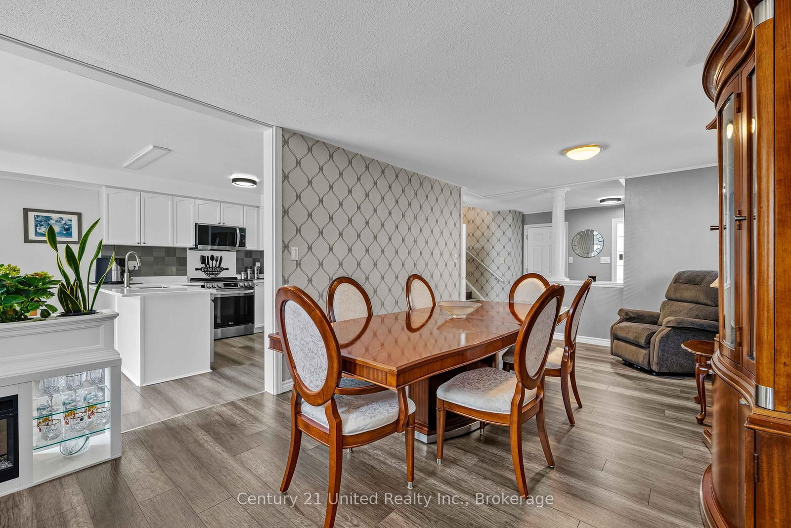 49 Waterview Lane • Clarington, ON photo 9