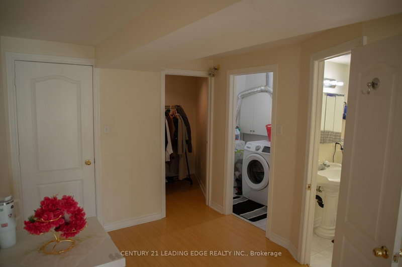 157 Dooley Ajax,ON L1T 4J6 — Photo 18