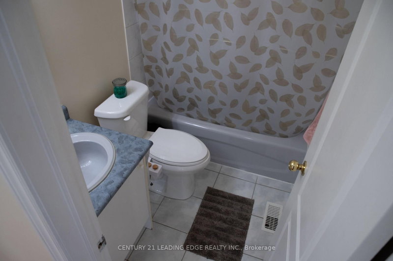 157 Dooley Ajax,ON L1T 4J6 — Photo 38