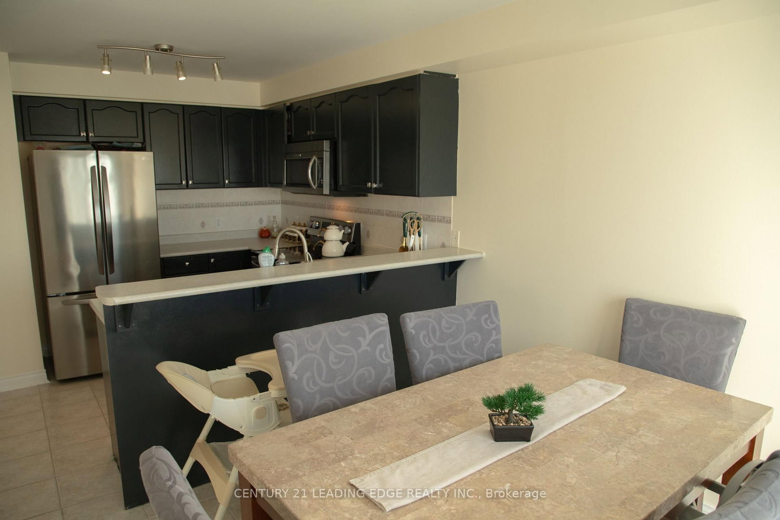 157 Dooley Crescent • Ajax, ON photo 9