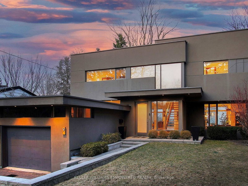 9 Fenwood Heights
