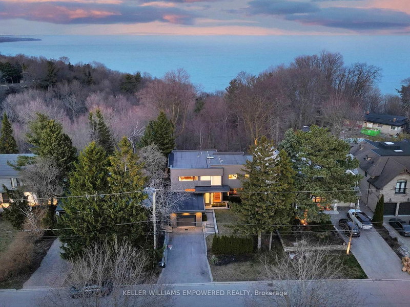 9 Fenwood Heights