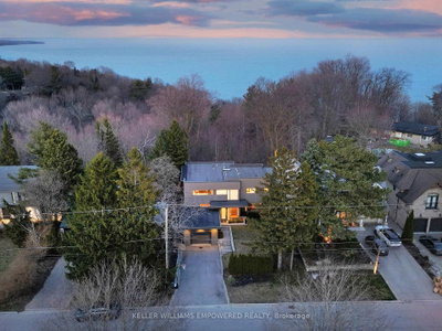 9 Fenwood Heights • Toronto, ON photo 2