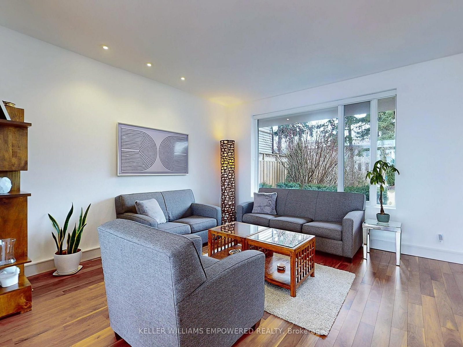 9 Fenwood Heights • Toronto, ON photo 21