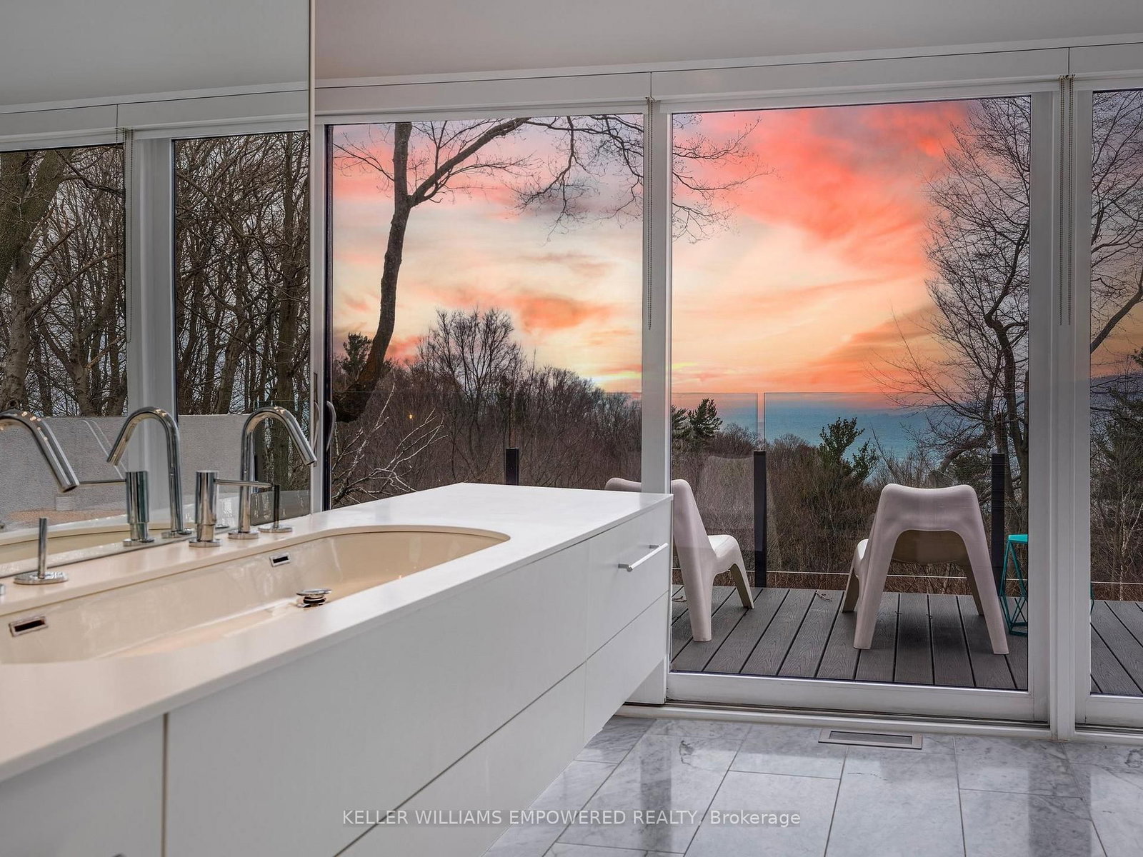 9 Fenwood Heights • Toronto, ON photo 32