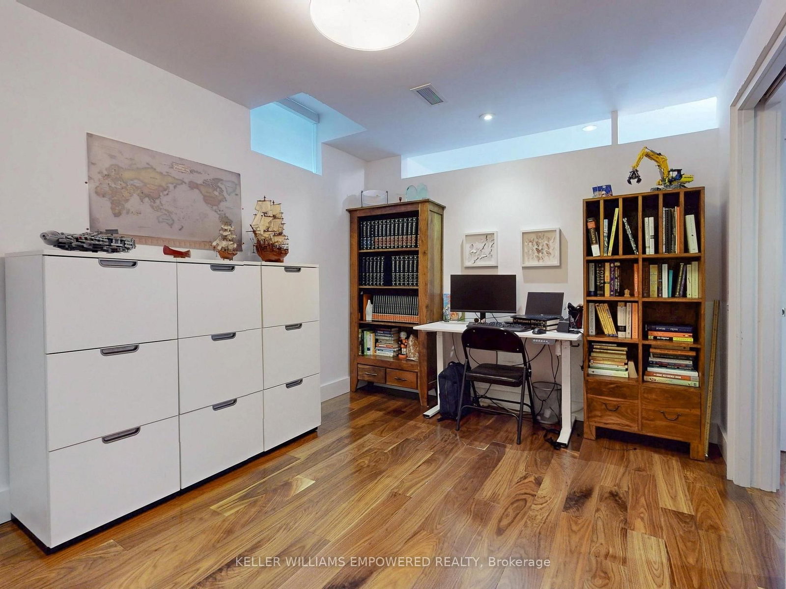 9 Fenwood Heights • Toronto, ON photo 39