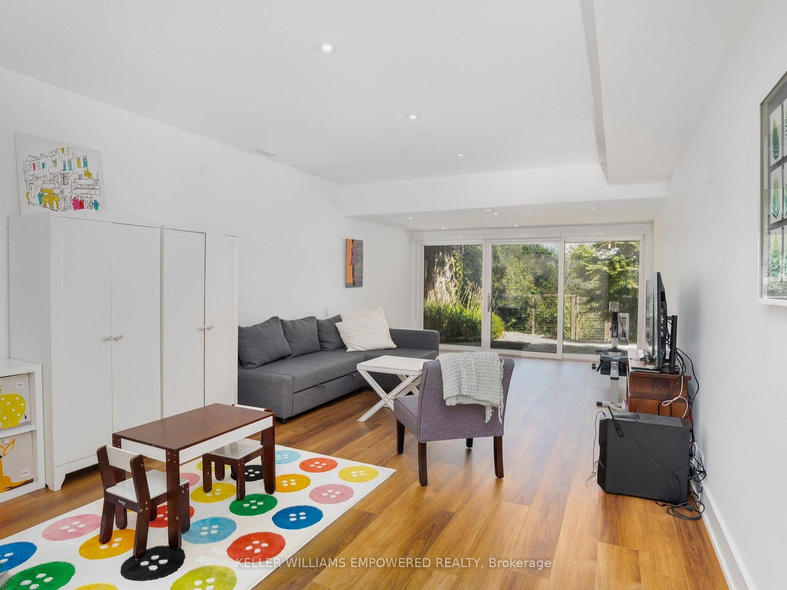 9 Fenwood Heights • Toronto, ON photo 41